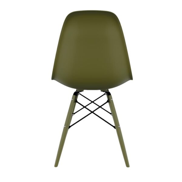 Cadeira Eames Pp Pés Em Polipropileno