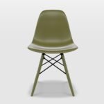 Cadeira Eames Pp Pés Em Polipropileno