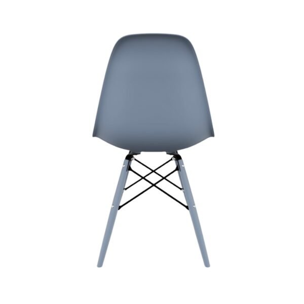 Cadeira Eames Pp Pés Em Polipropileno