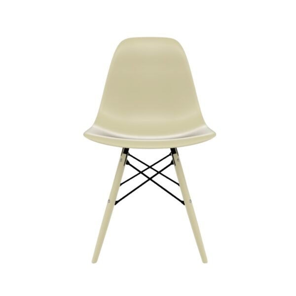 Cadeira Eames Pp Pés Em Polipropileno