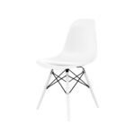 Cadeira Eames Pp Pés Em Polipropileno